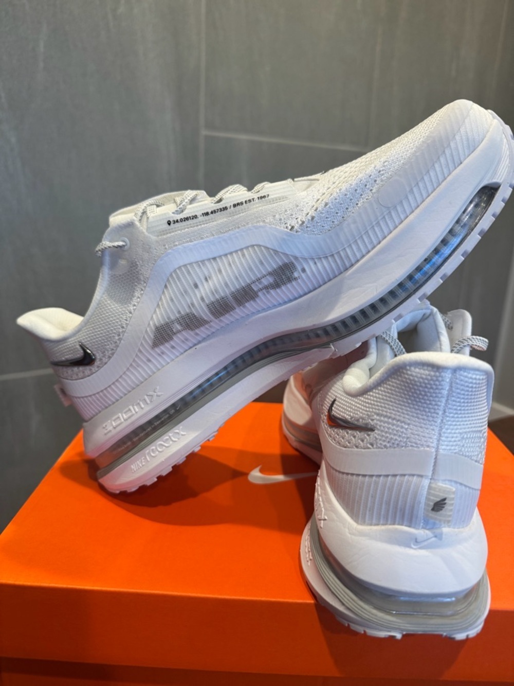Men’s Nike Pegasus Premium - Picture 2 of 4